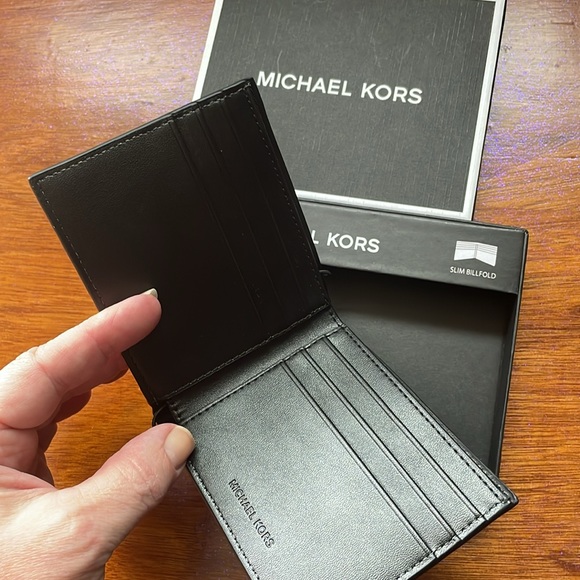 Men’s MK wallet - Picture 2 of 5